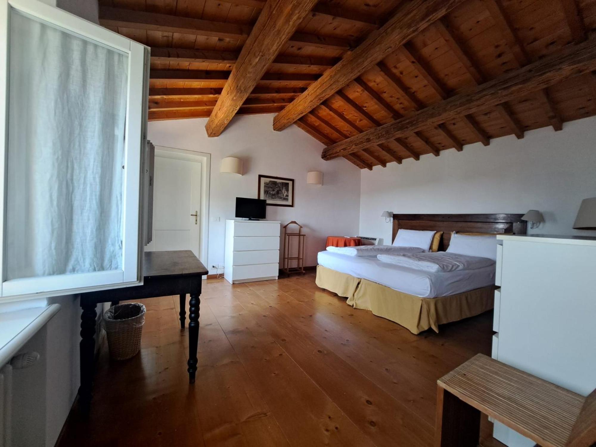 Collina Di Borgo San Mattia Agroturismo Verona
