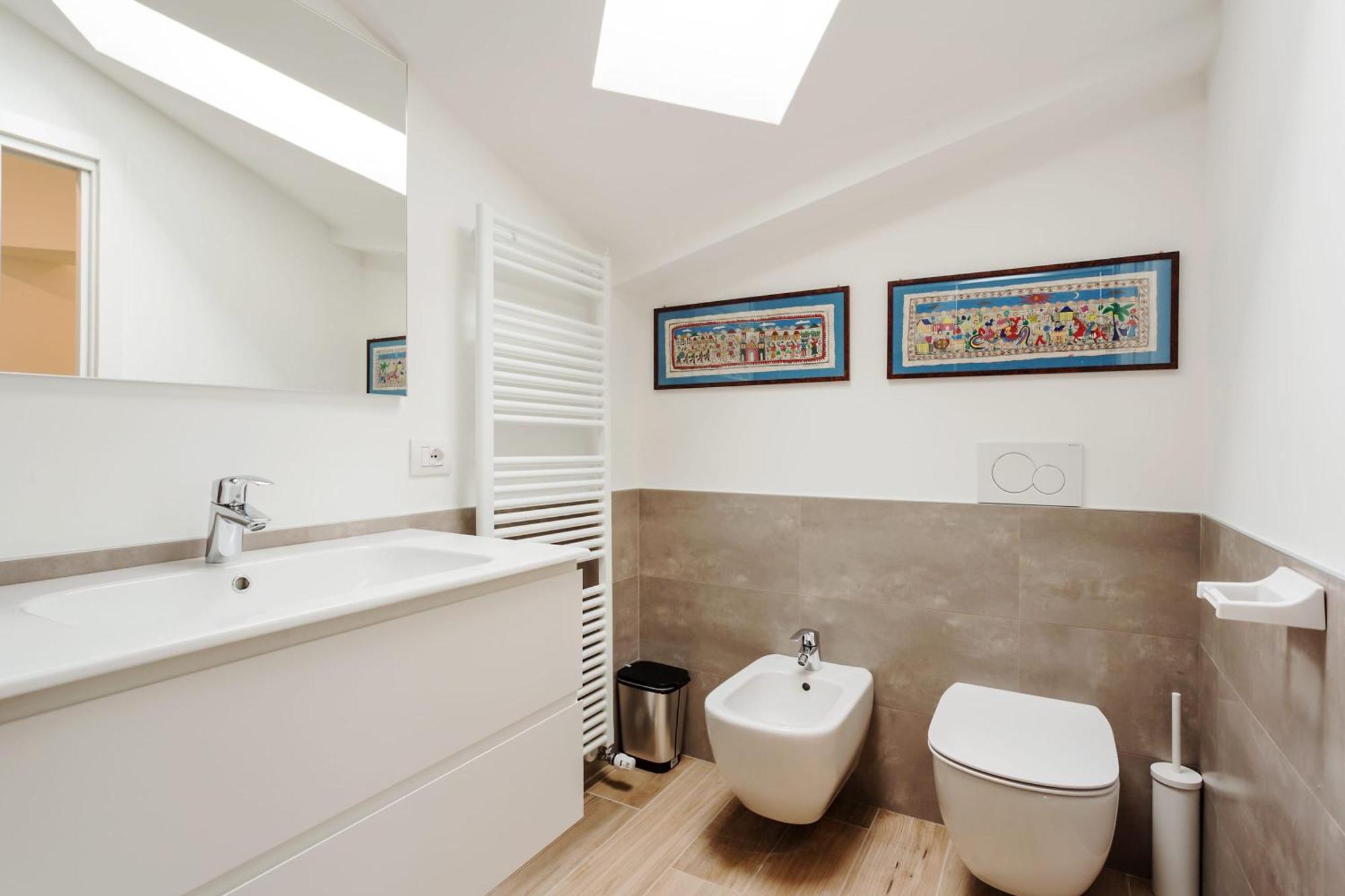Amazing Flat With Big Terrace And Private Car Park