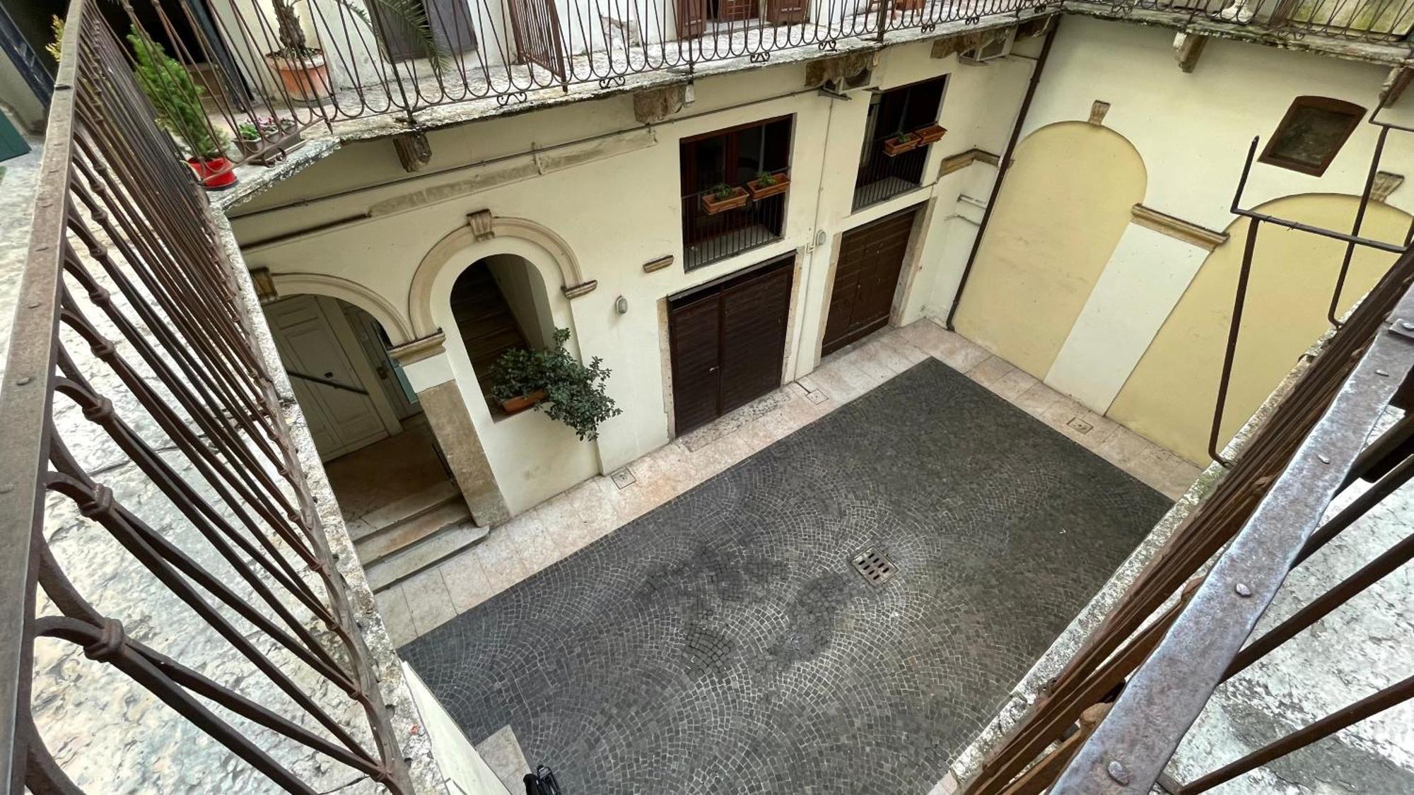 Veronajourneys Emilei Appartamento