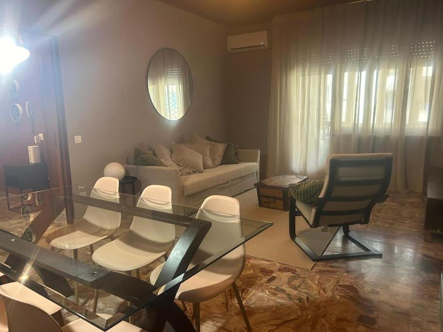 Porta Vescovo Stylish Close To Downtown Appartamento