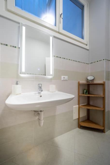 Apartamento A Stone's Throw From Juliet's House And The Arena Verona