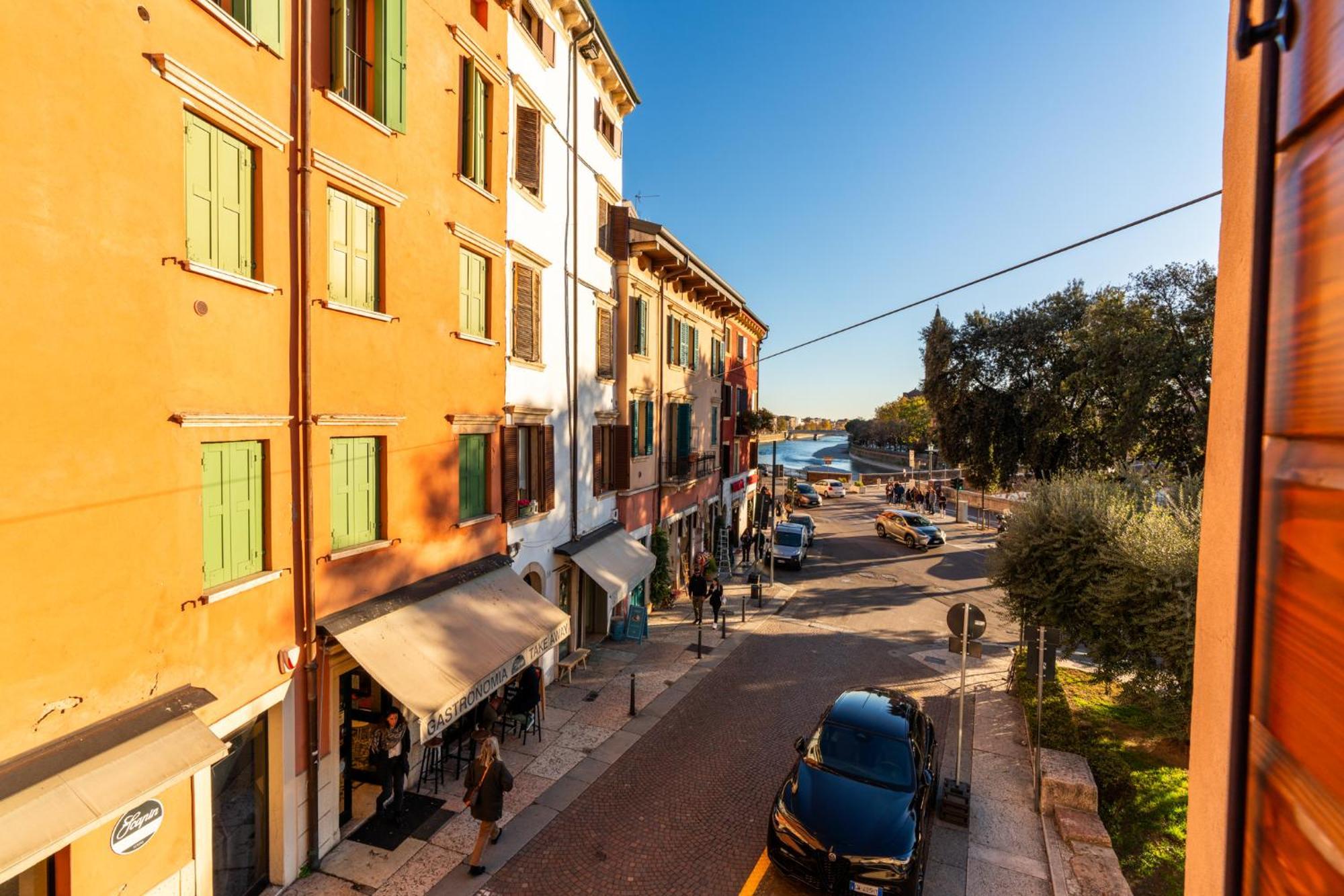 Bed and breakfast La Finestra Sul Ponte By Postcardsfrom Verona