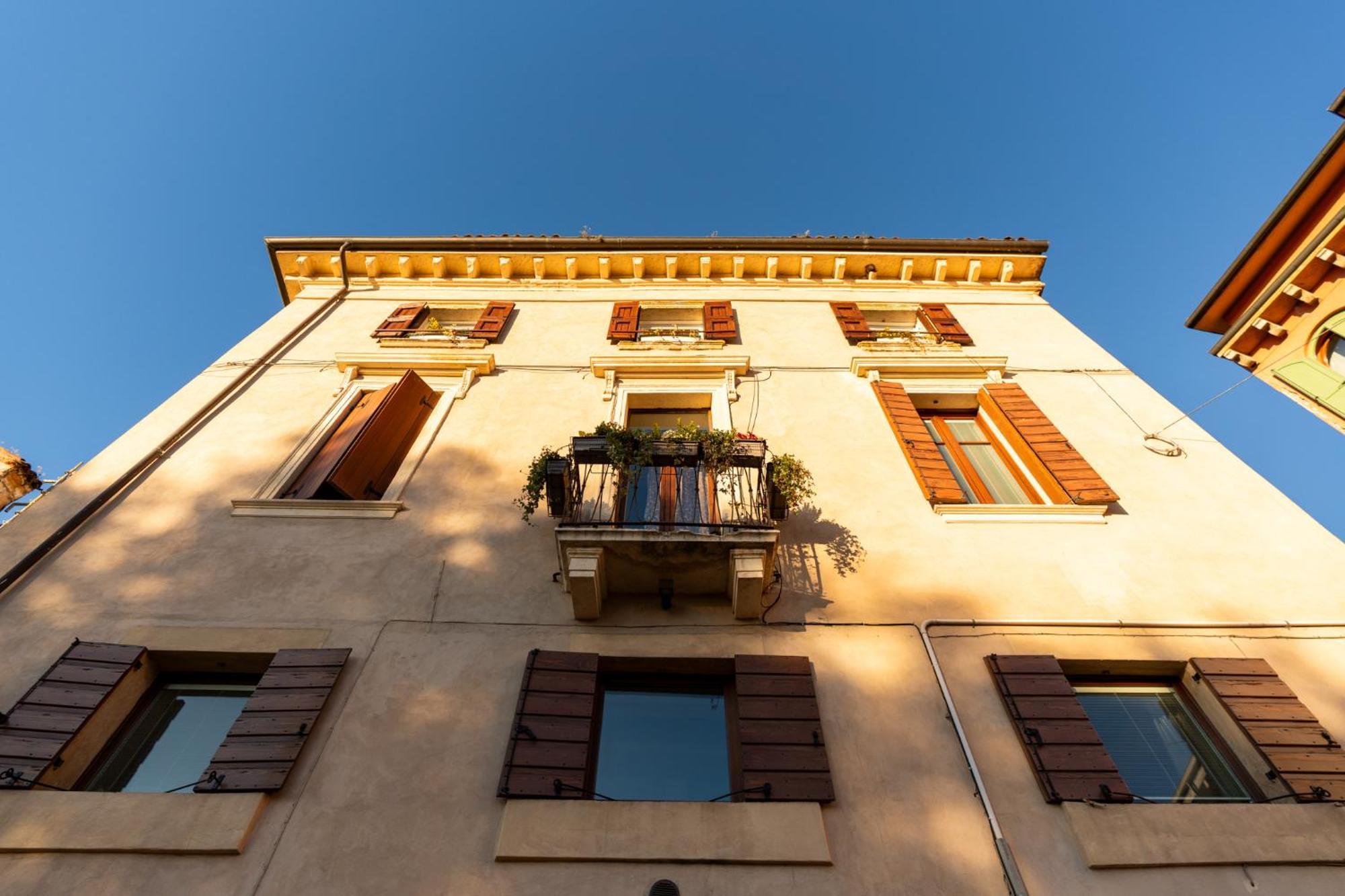 Bed and breakfast La Finestra Sul Ponte By Postcardsfrom