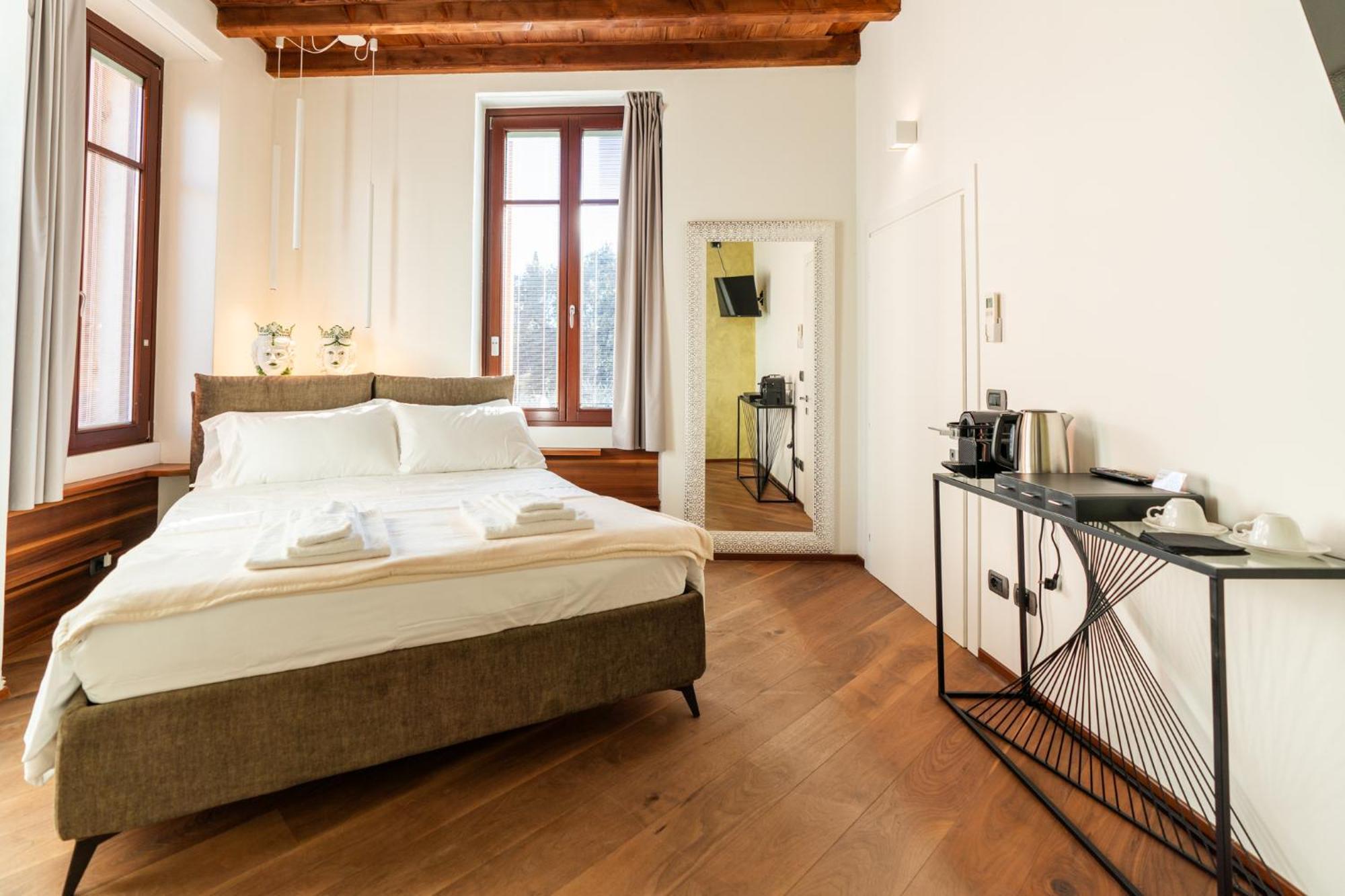 Bed and breakfast La Finestra Sul Ponte By Postcardsfrom 2*