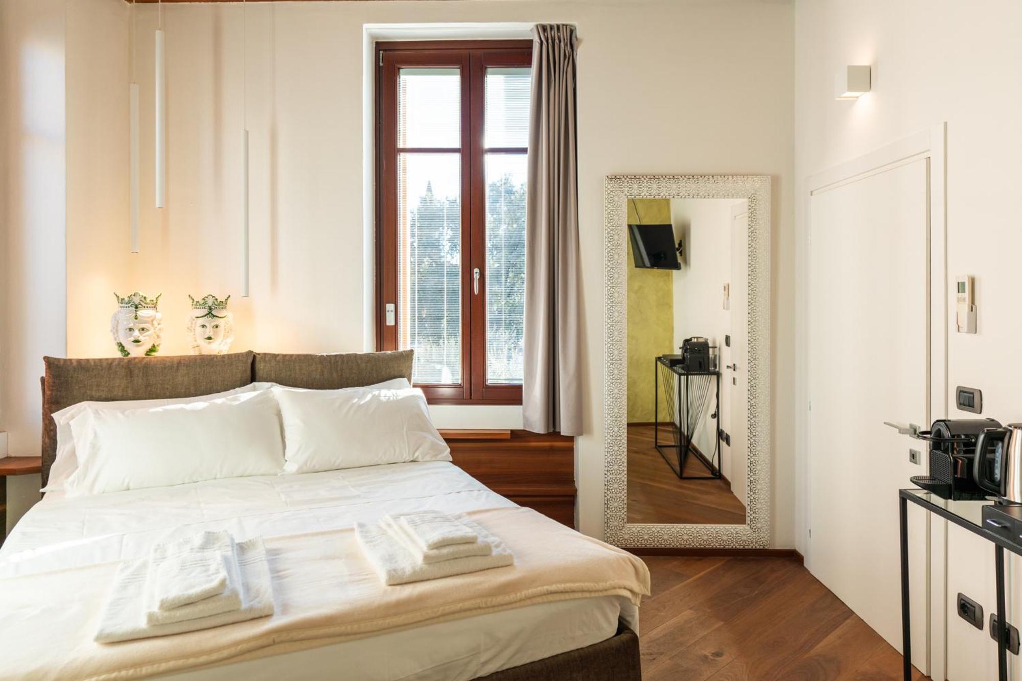 Santo Stefano 2*