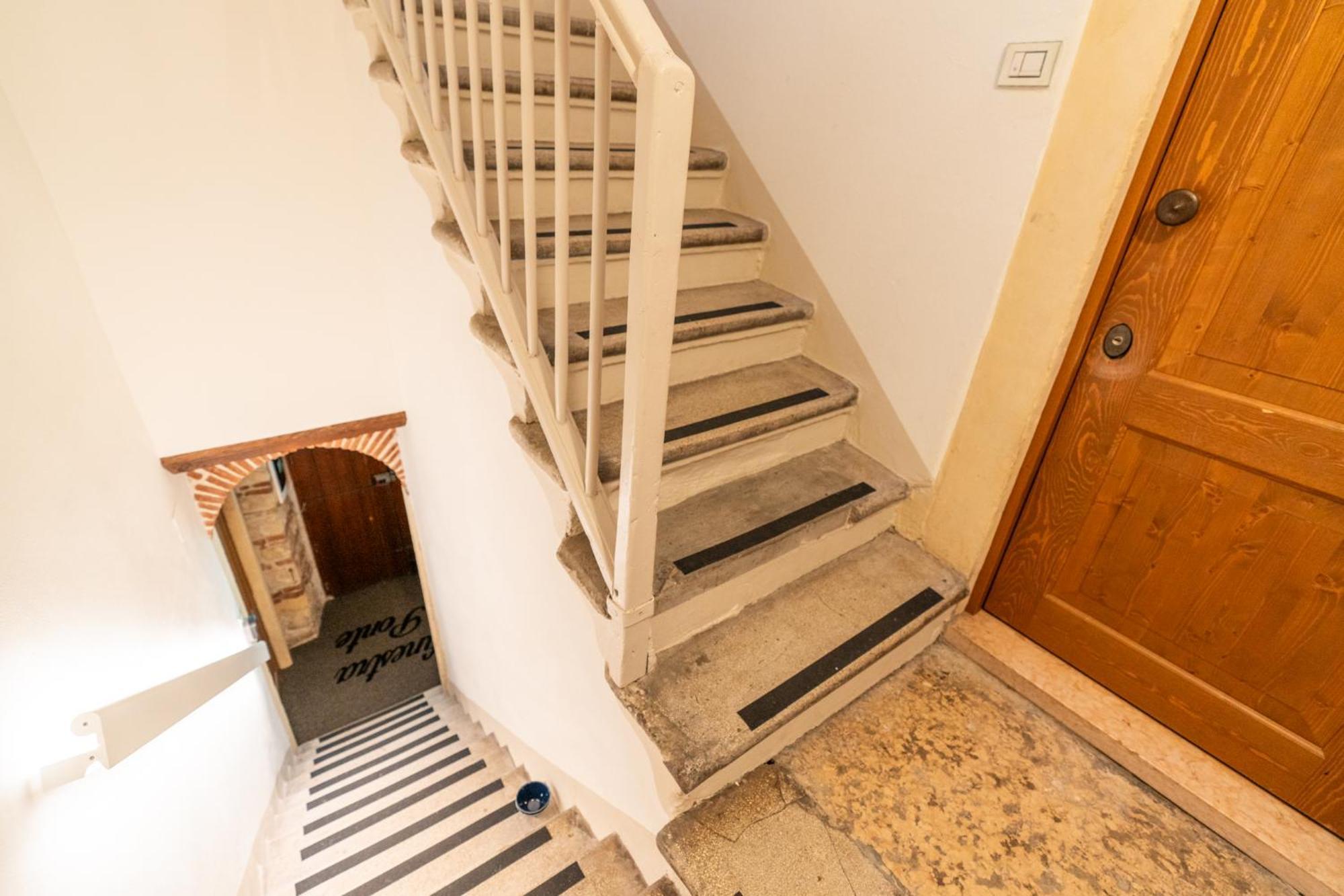 La Finestra Sul Ponte By Postcardsfrom Bed and breakfast