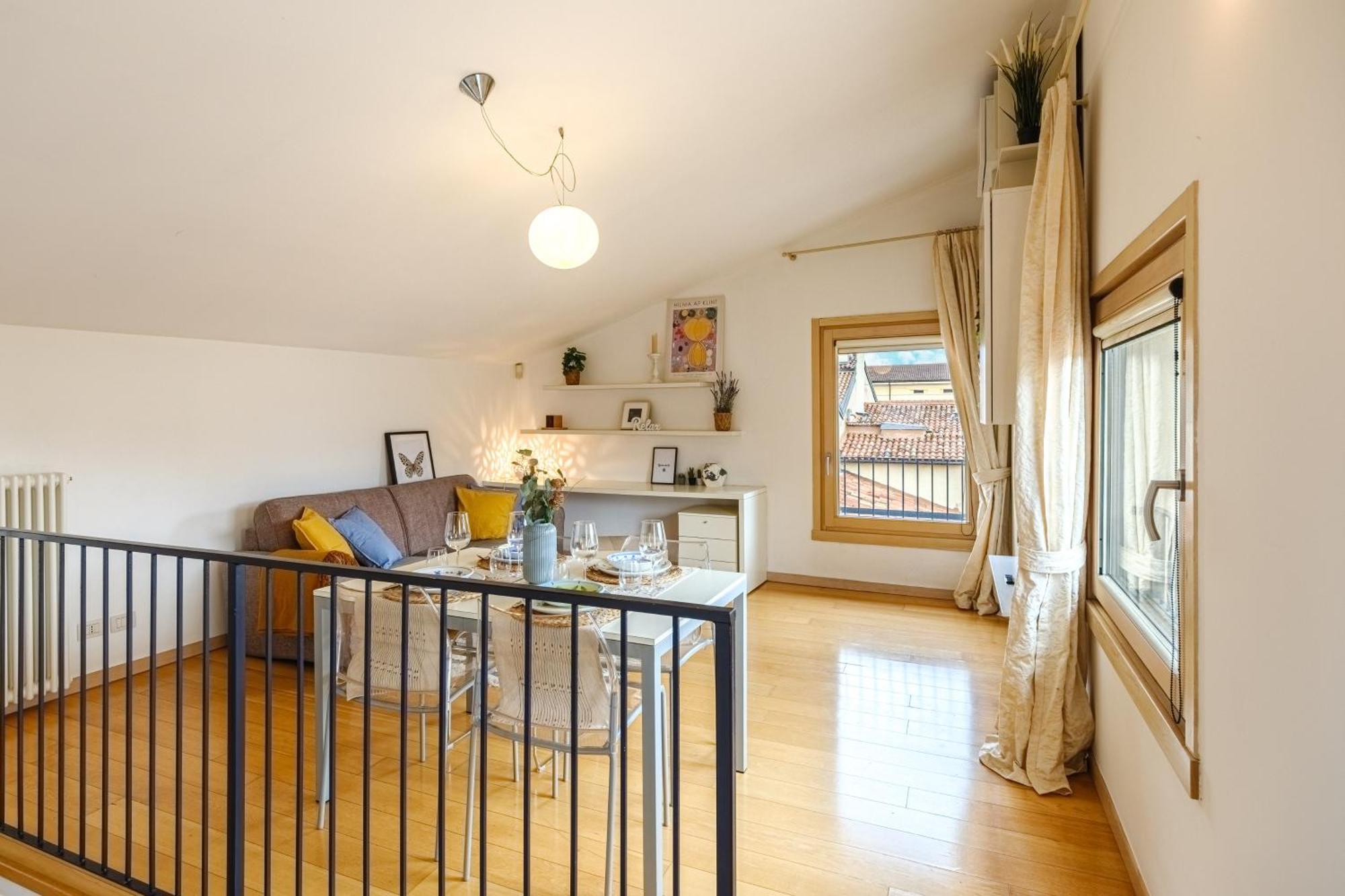 Shakespeare Apartment