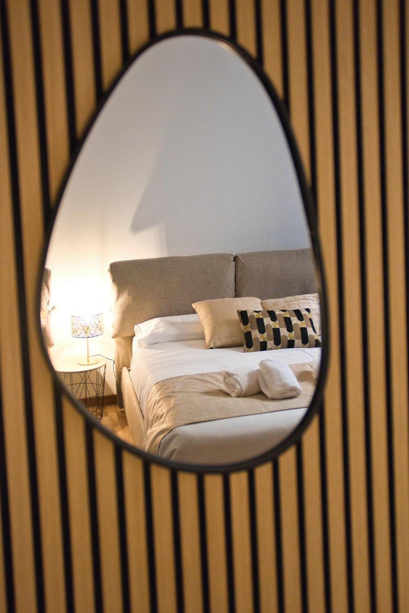 Pied A Terre - La Apartment *