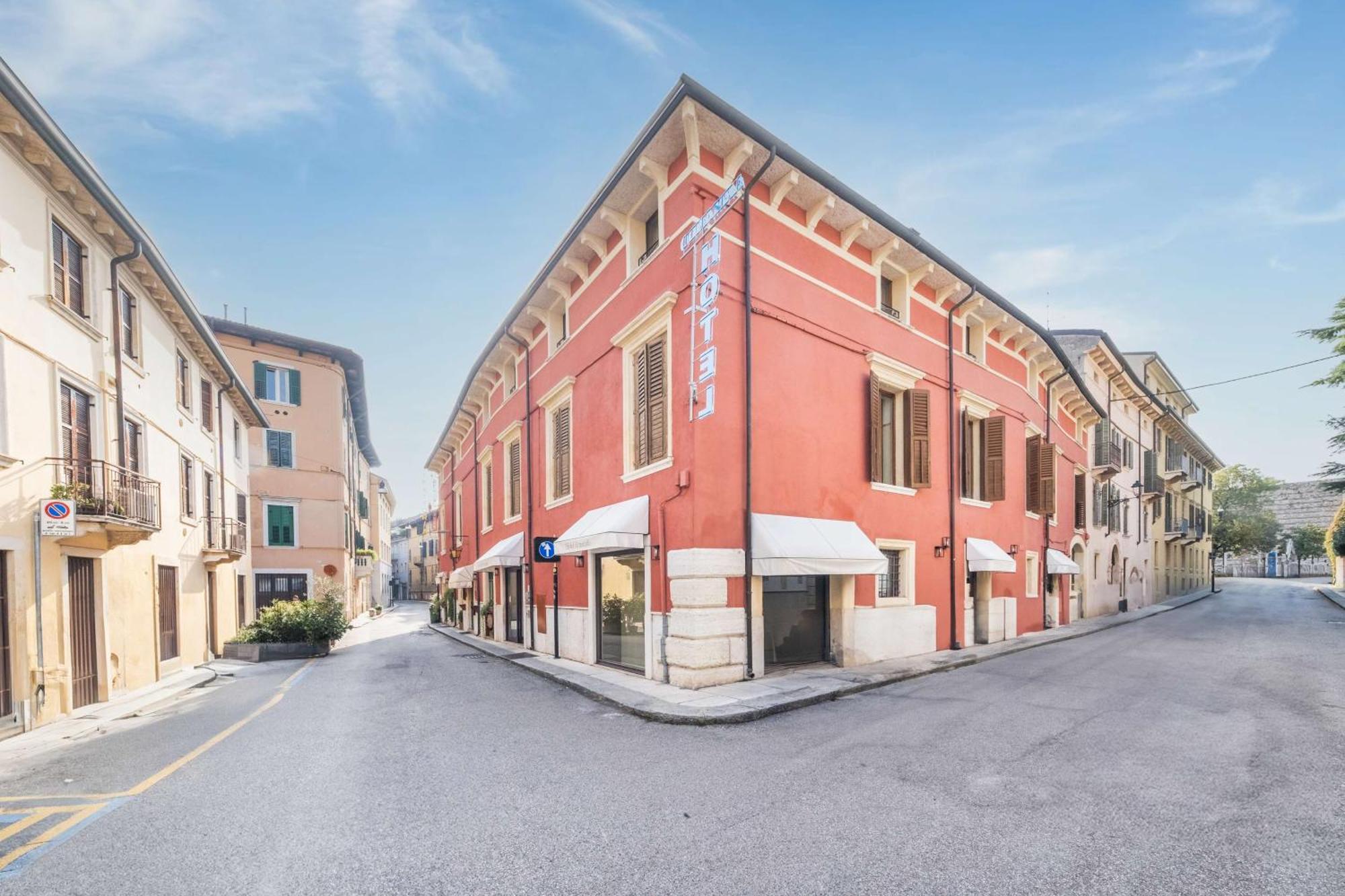 Western Armando Hotel 3*