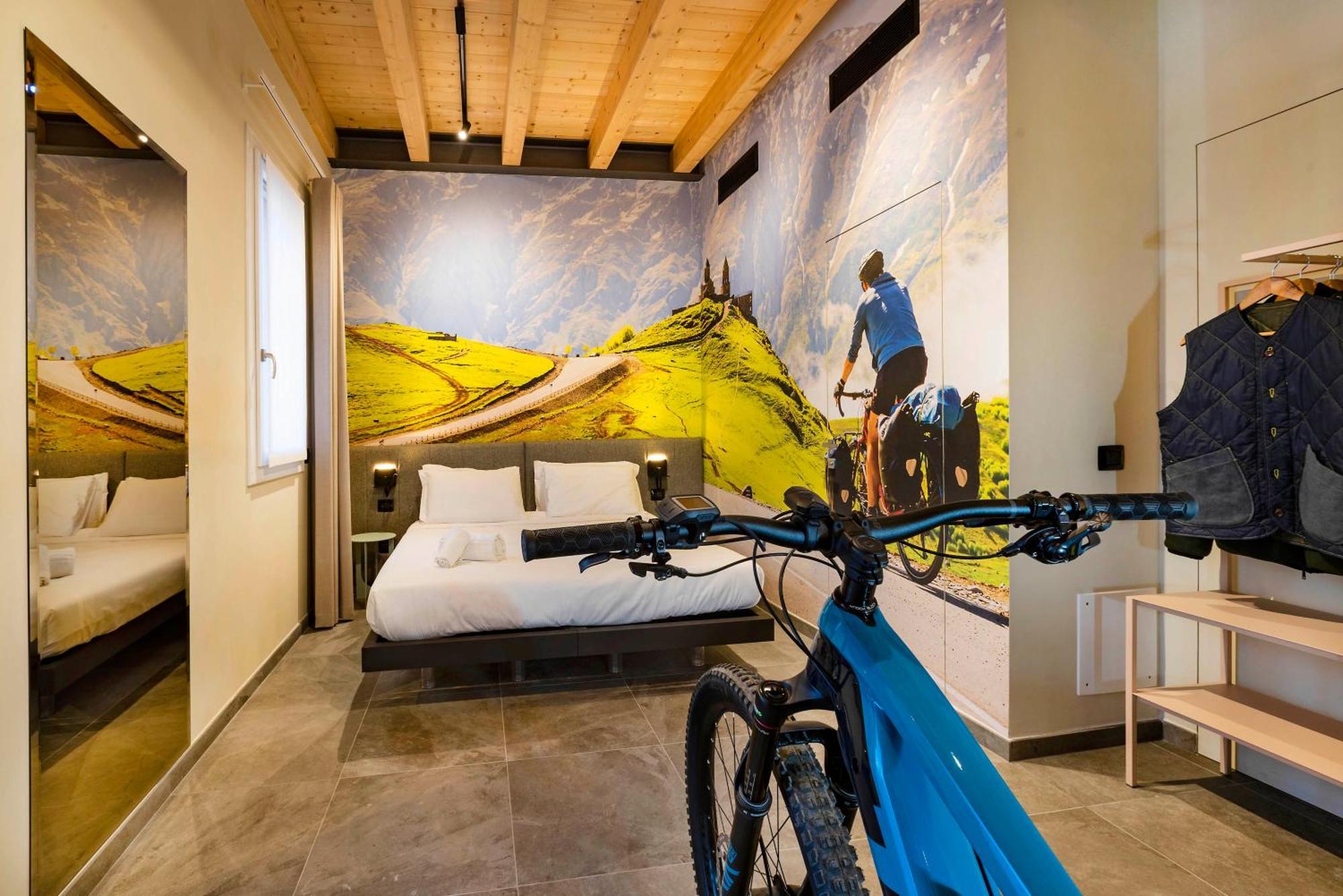 Italianflat - Verona's River, Free Parking For Car & Bike, Nature, Relax Casa de hóspedes
