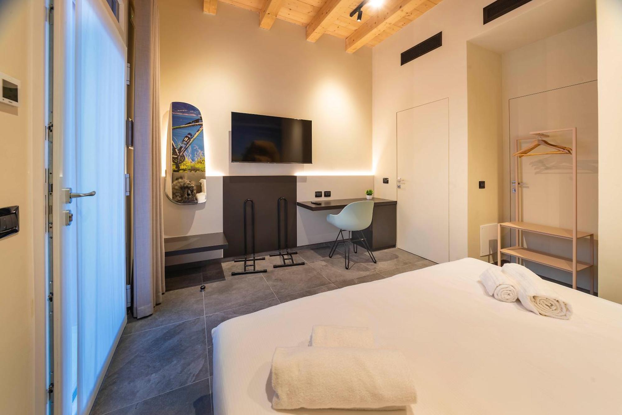 Casa de hóspedes Italianflat - Verona's River, Free Parking For Car & Bike, Nature, Relax