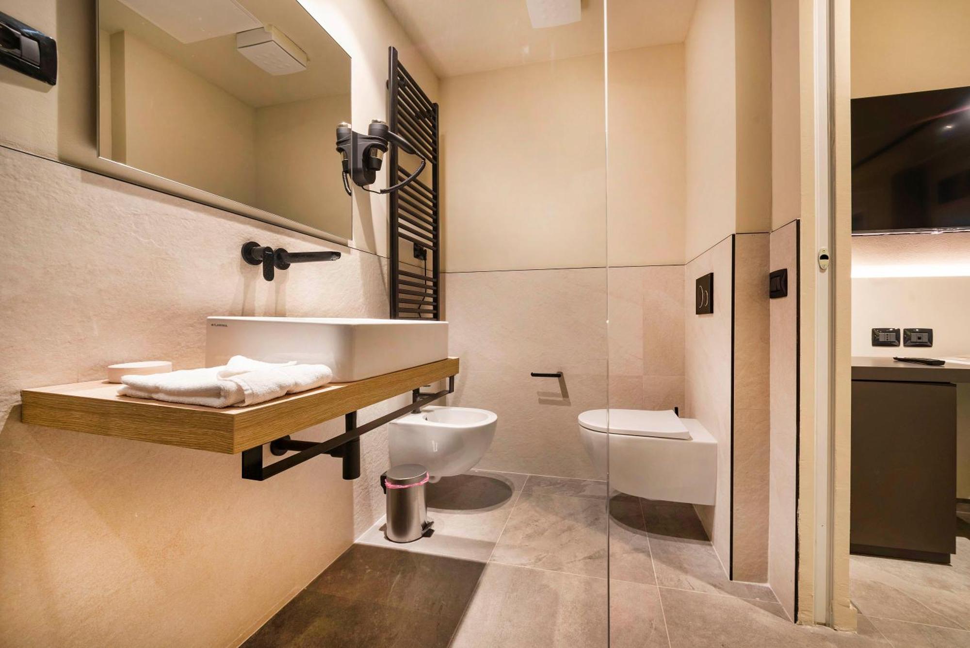 Italianflat - Verona's River, Free Parking For Car & Bike, Nature, Relax Casa de hóspedes *