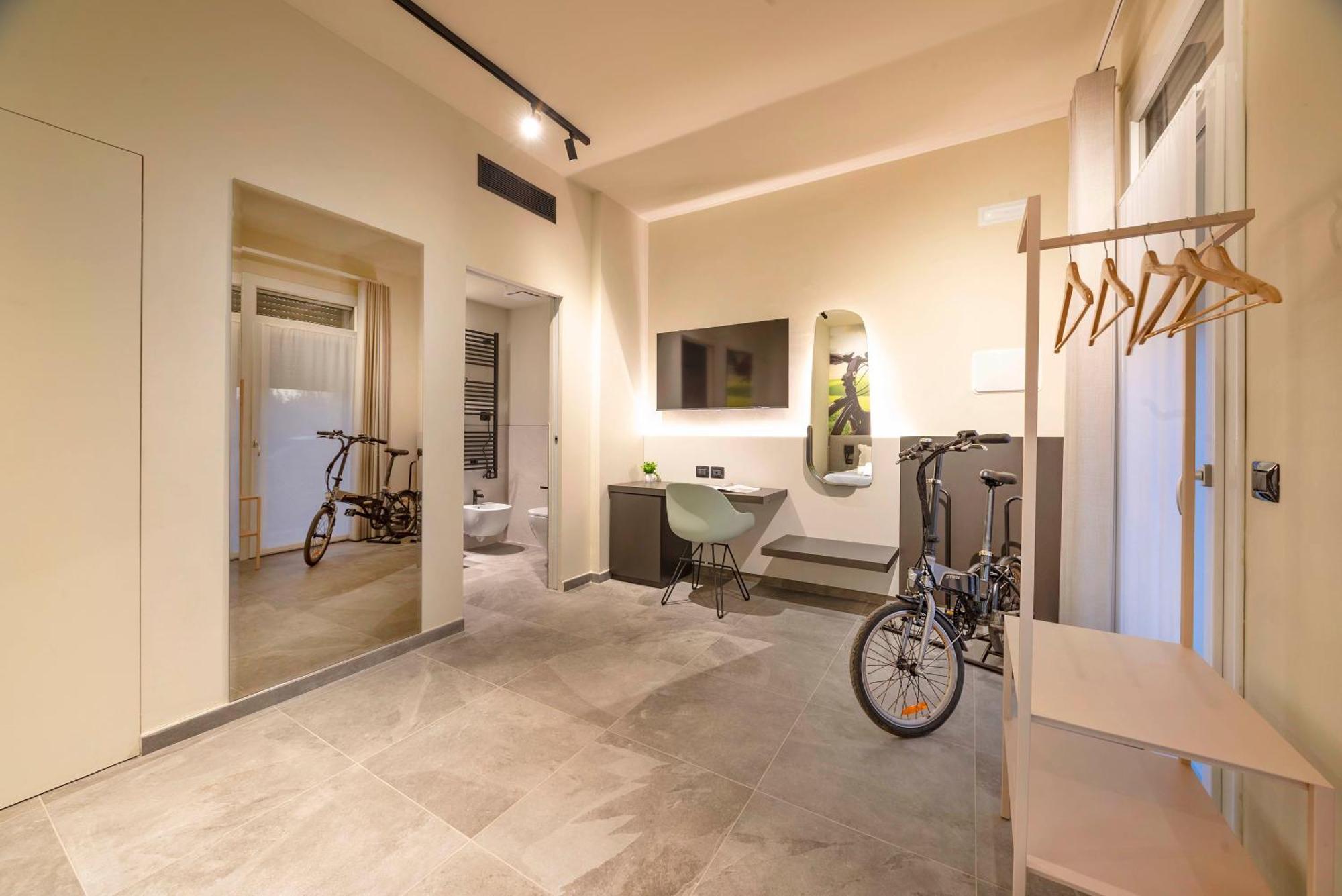 Casa de hóspedes Italianflat - Verona's River, Free Parking For Car & Bike, Nature, Relax *