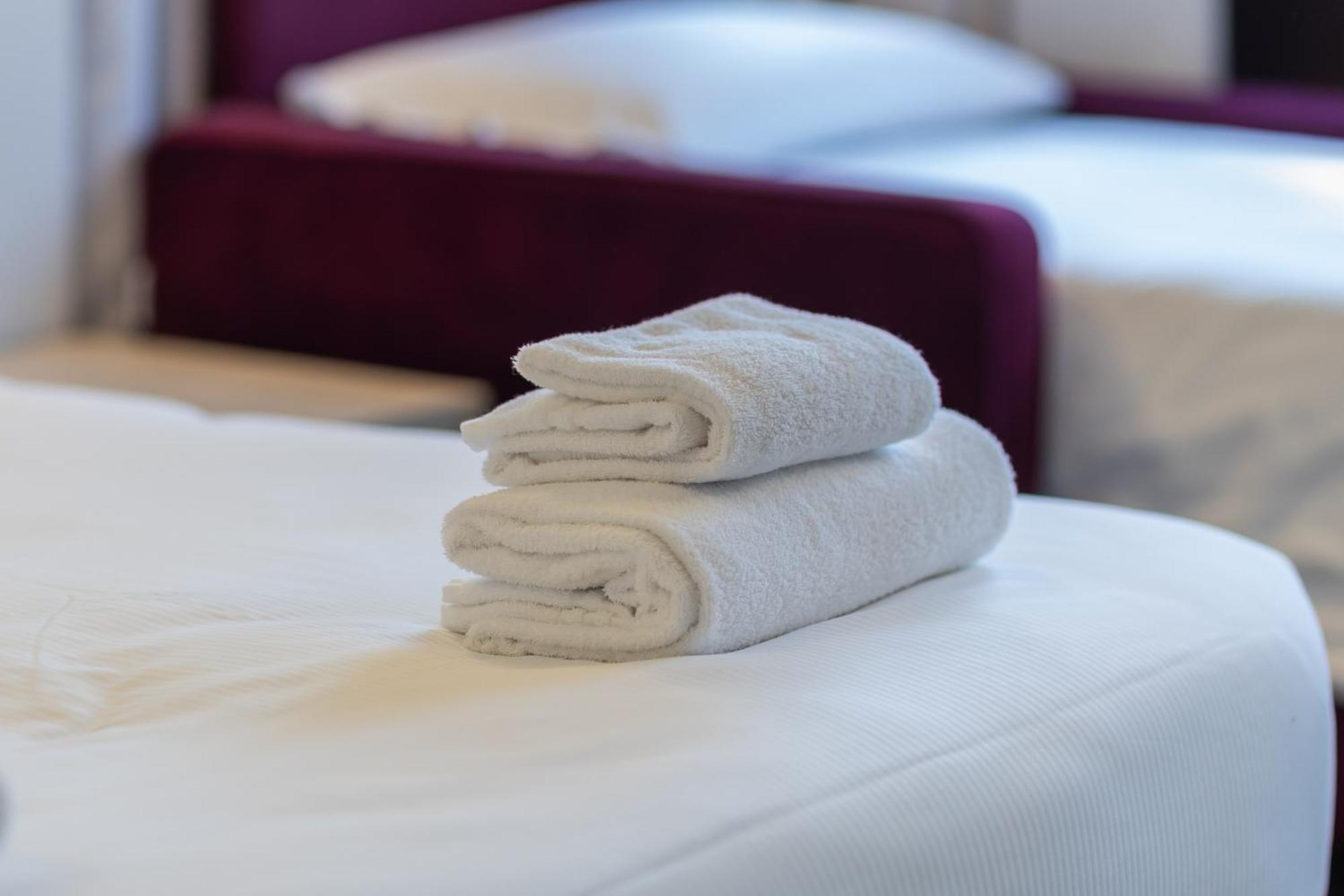Stravagante Hostel&rooms Hostal *