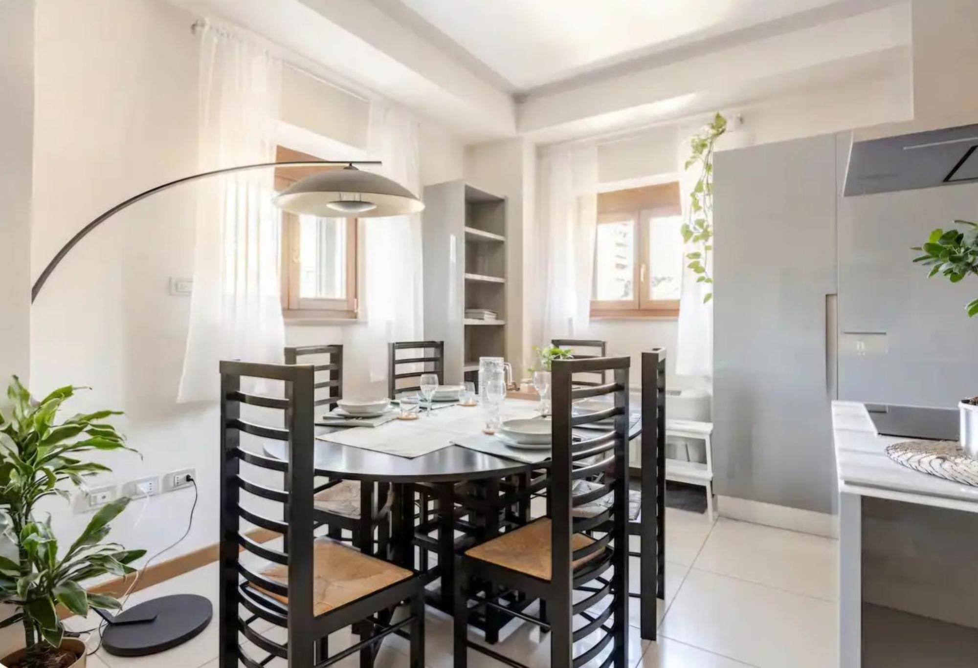 Piazza Bra - Refined 130 Sqm With 2 *