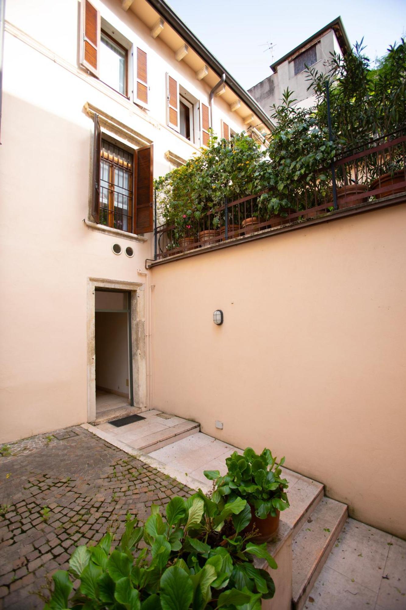 Il Nido Di Emma A Apartment Verona