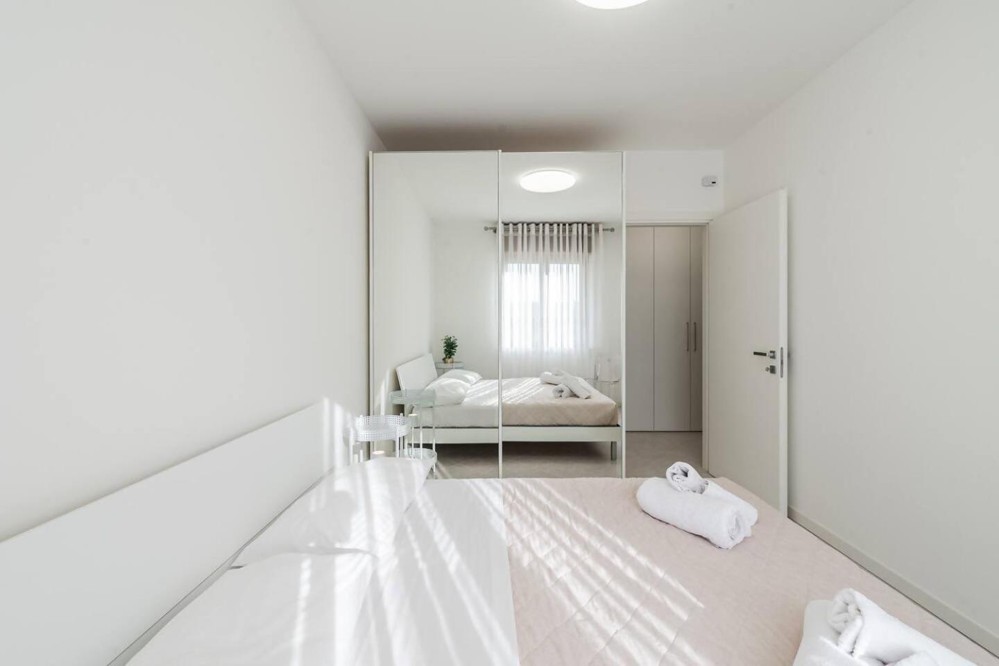 Southside Superior 2 Bedrooms Free Parking *