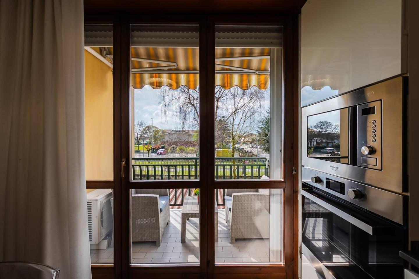 Southside Superior 2 Bedrooms Free Parking Apartment