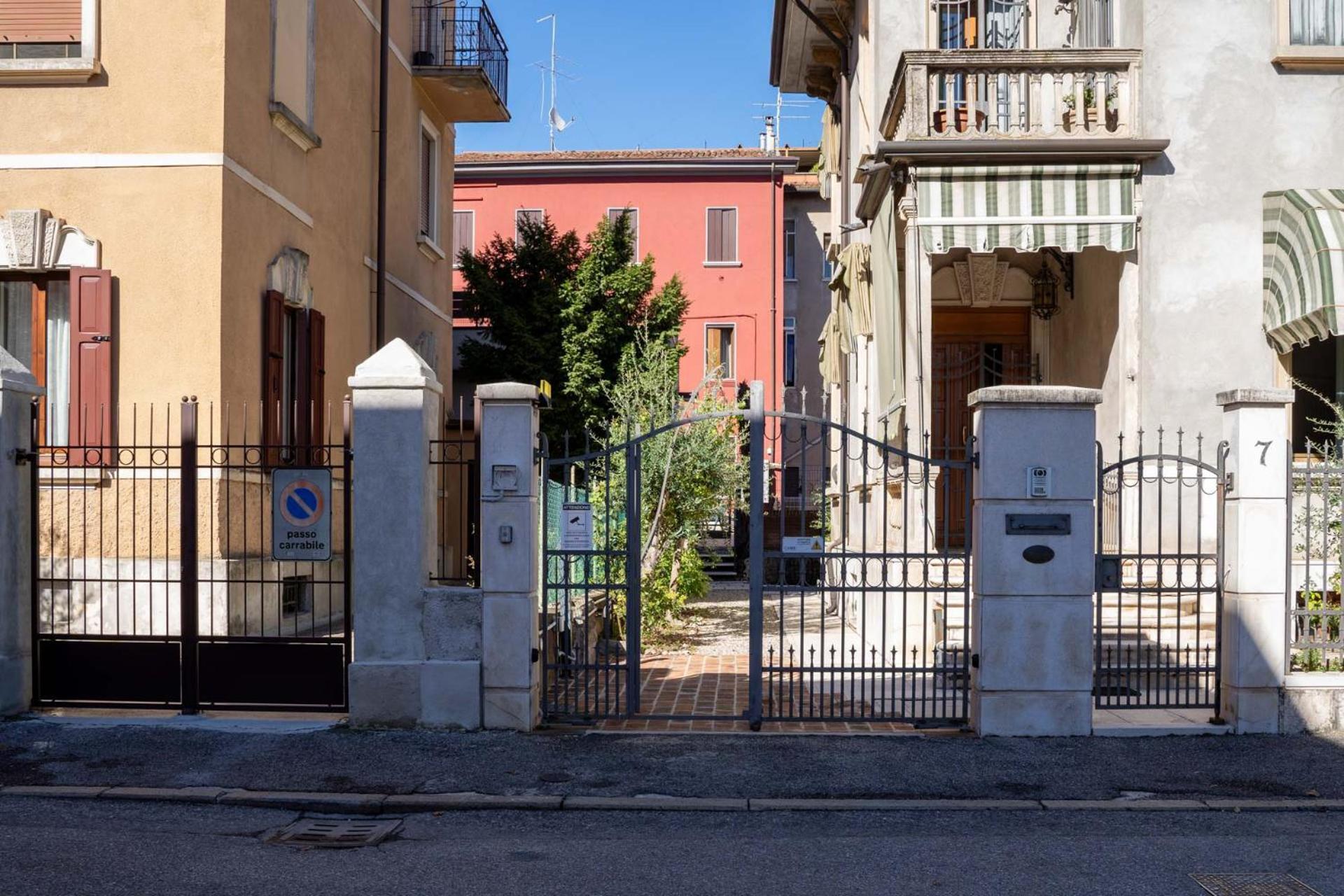 Guest house Residenza Grazioli 2 *