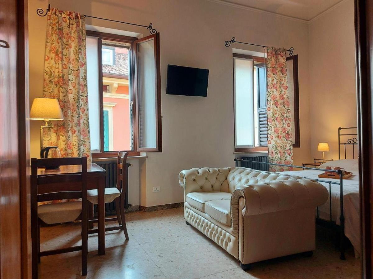 Elle Palace Simply Elegant * Verona
