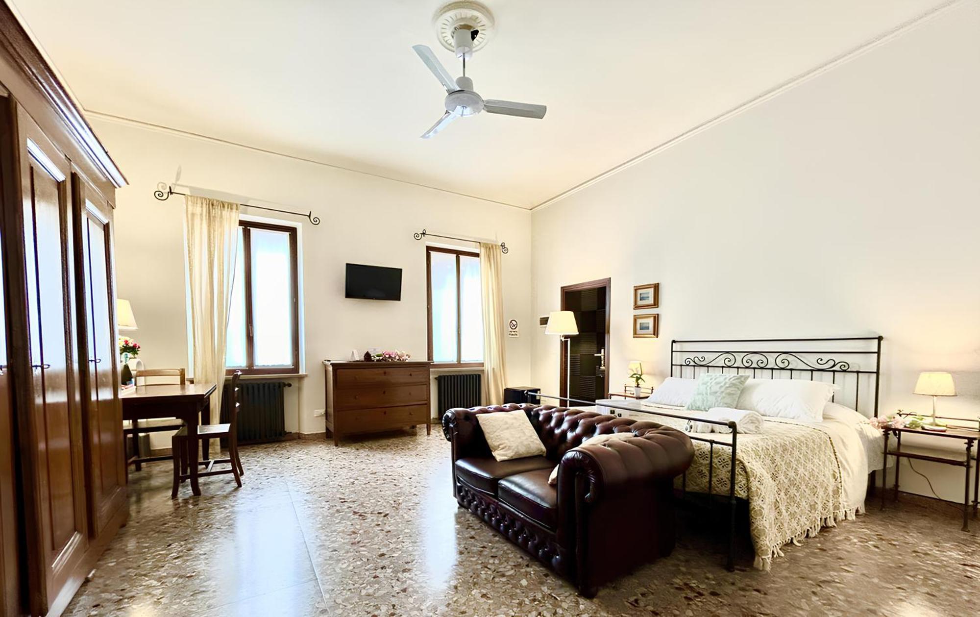 Elle Palace Simply Elegant Pensión Verona
