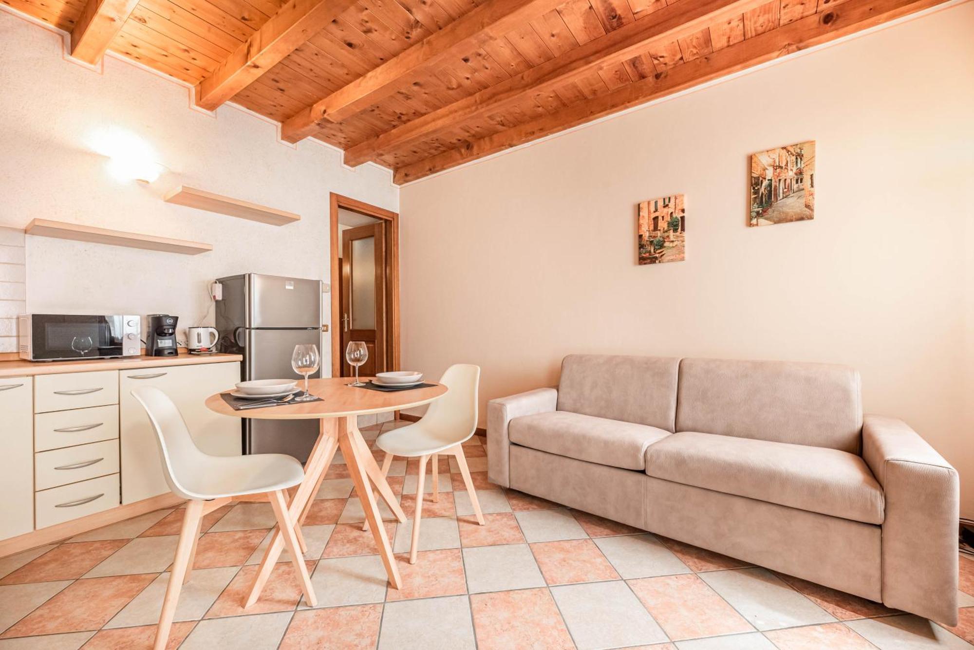 Italstay - Vescovo Elegant Courtyard Verona