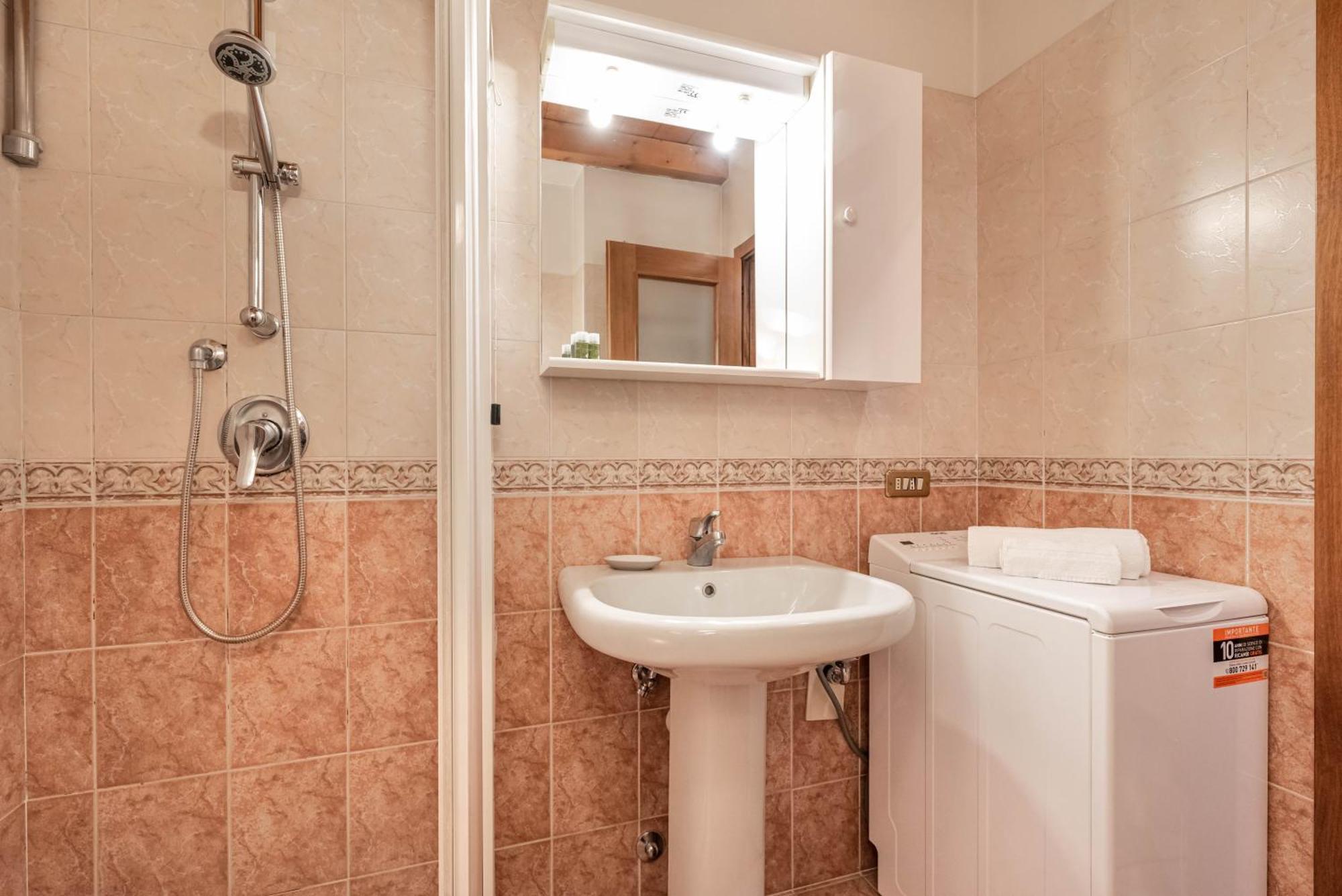 Italstay - Vescovo Elegant Courtyard *
