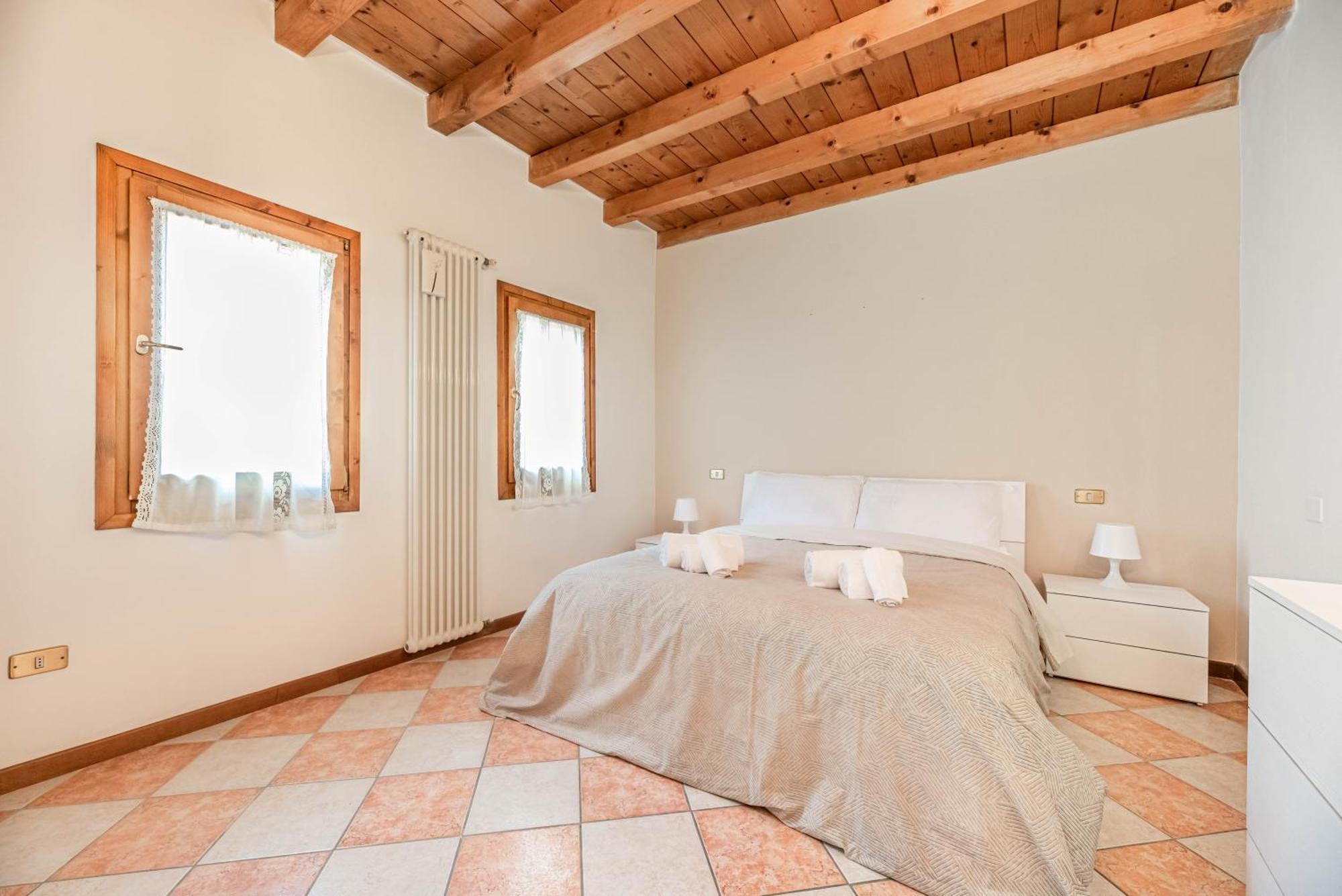 Appartamento Italstay - Vescovo Elegant Courtyard Verona