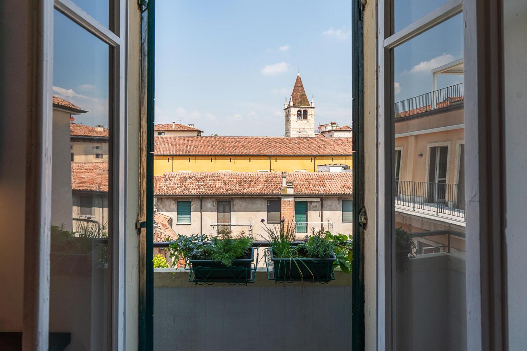 Palazzo Delle Guglie By Postcardsfrom Aparthotel