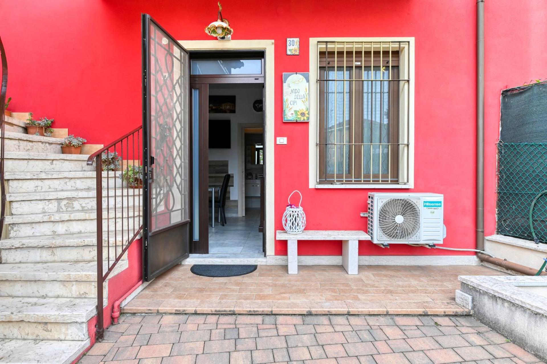 The Red House - & Business Apartamento *