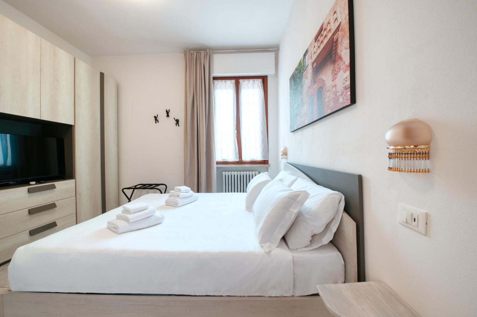 The Red House - & Business Apartamento
