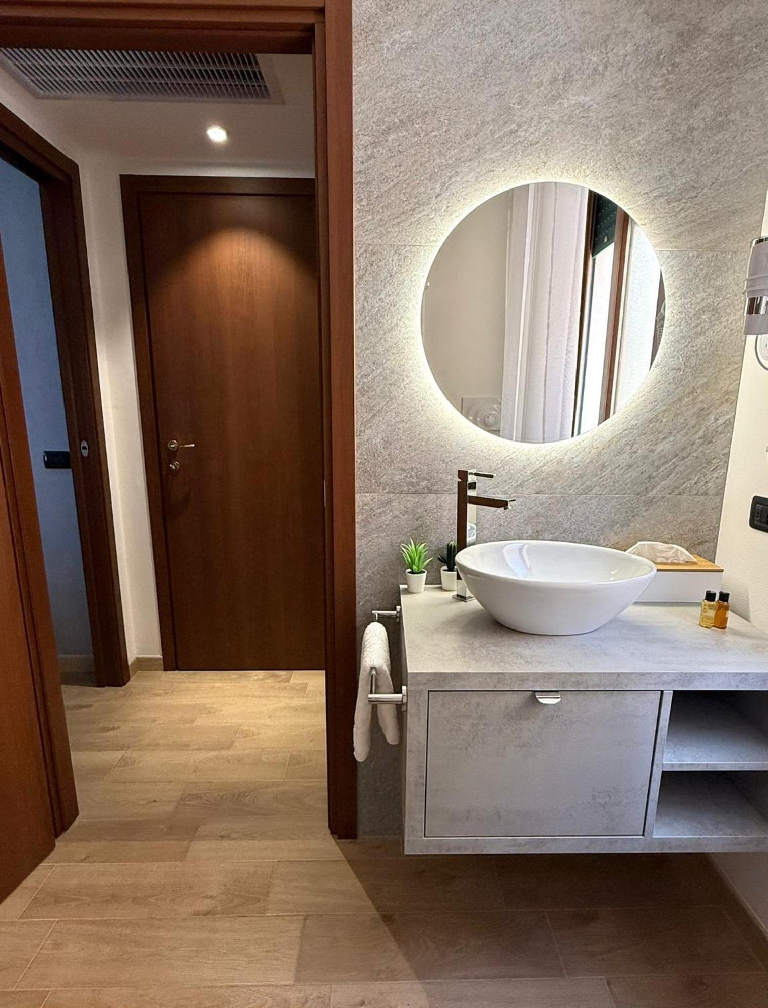 Prestige - Blue Serenity Apartment
