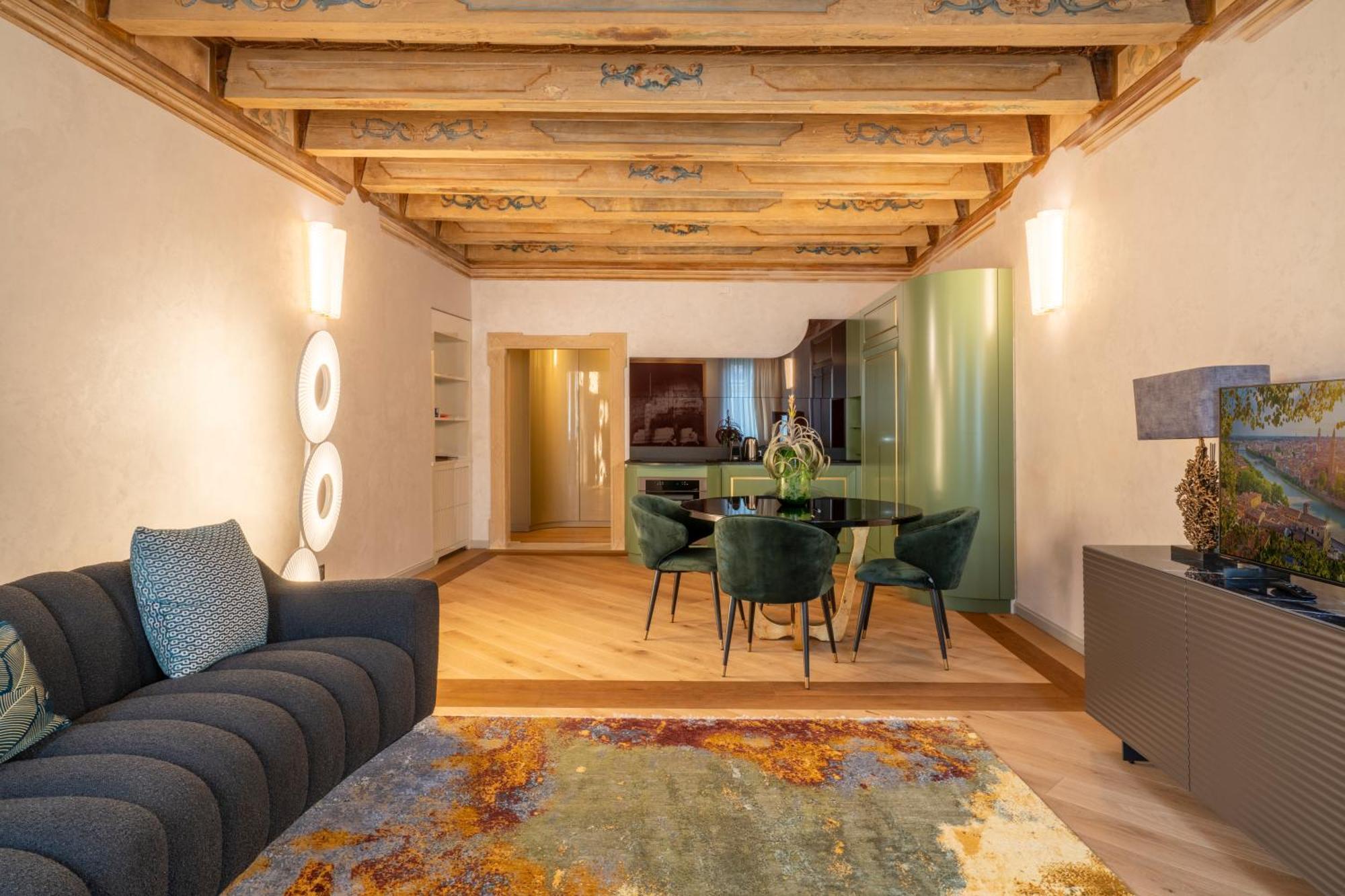 Palazzo Reggiani - Lorenzo De Medici Verona