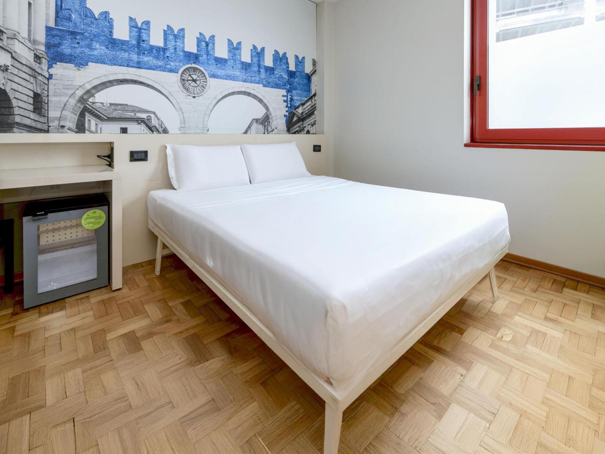 Sud Hotel 3*