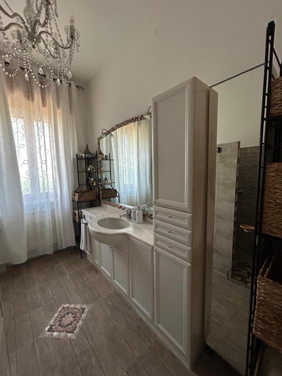 Venetian Style In