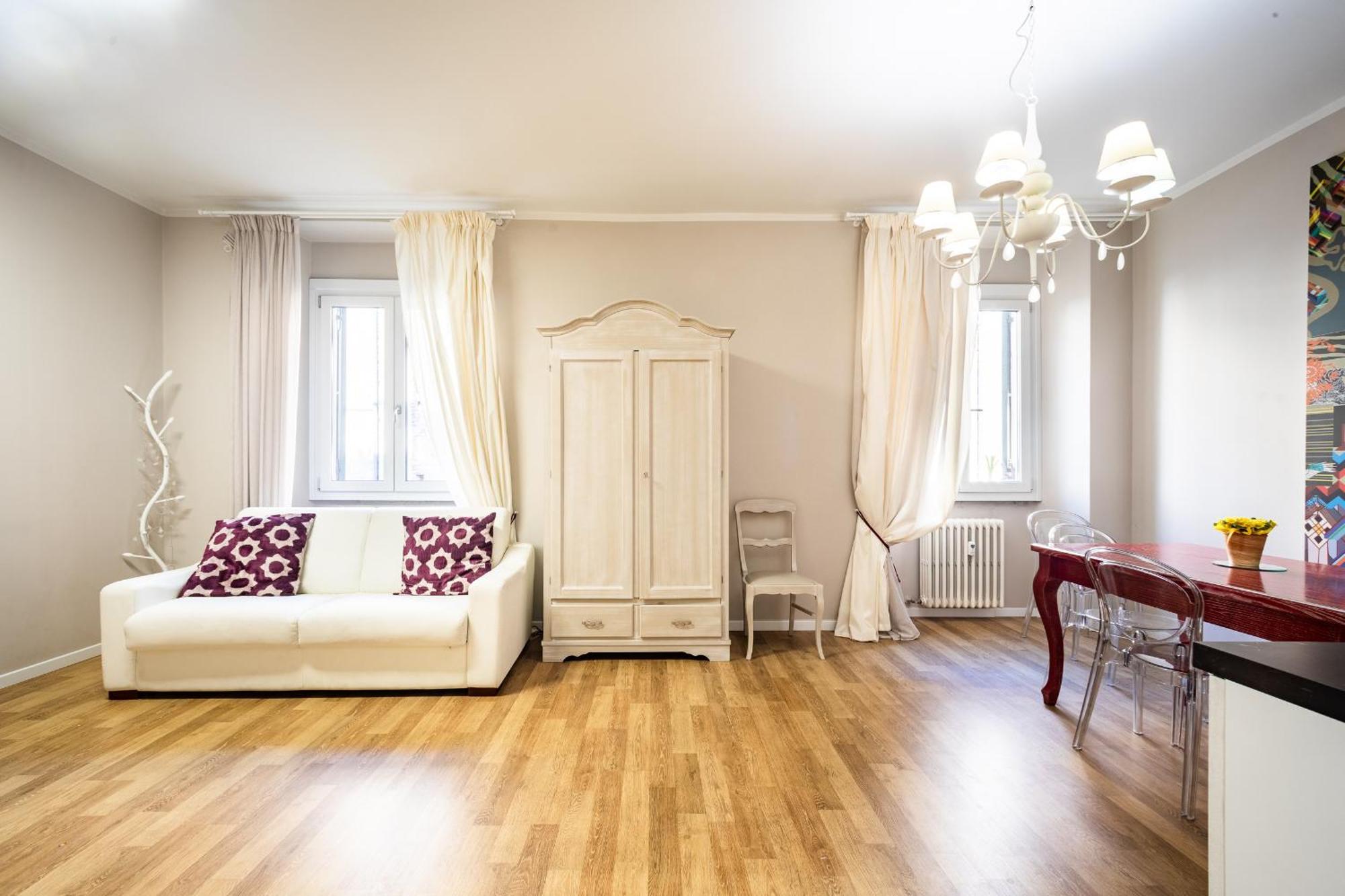 Santa Eufemia 2 - Vicino Arena Apartment *