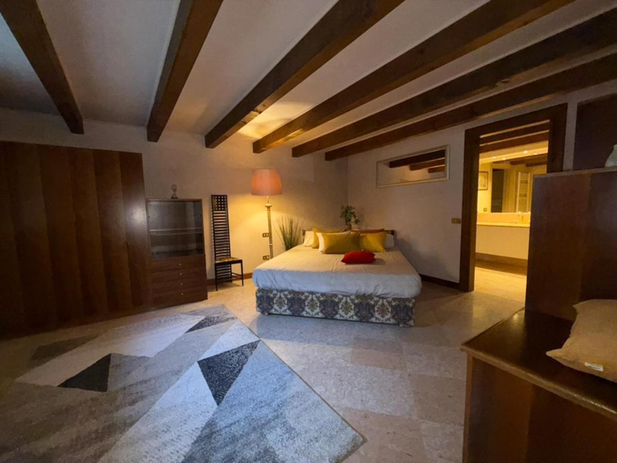 Appartement At Ponte Pietra With Garden And Parking *