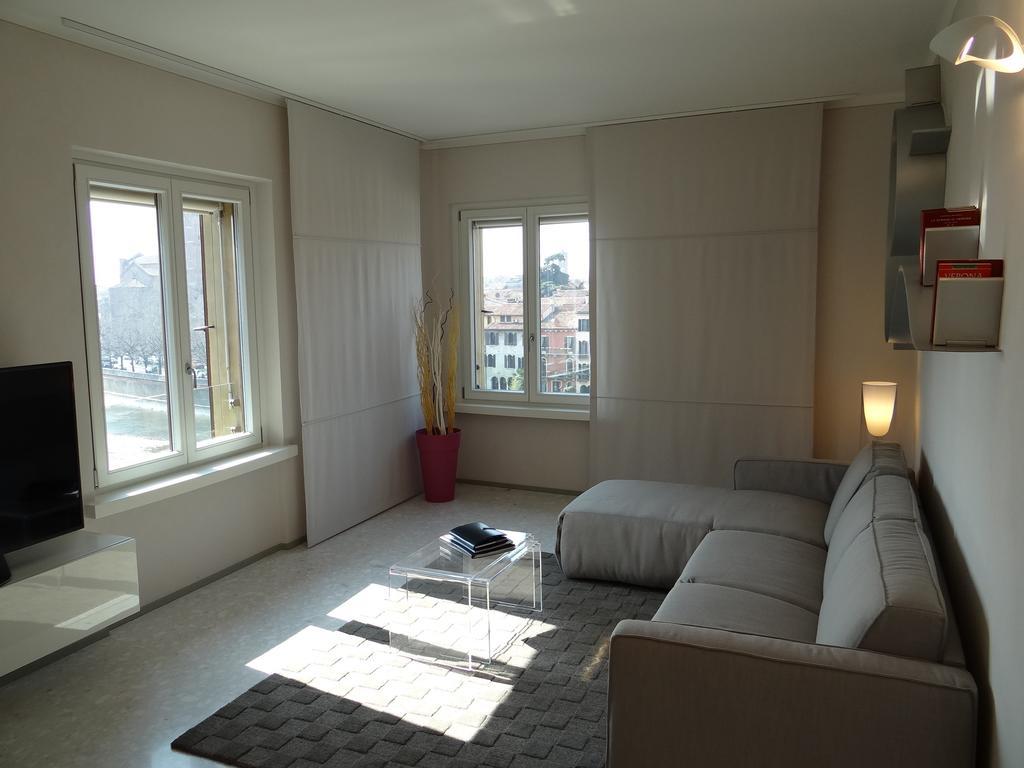 Theater Luxury Apartment *