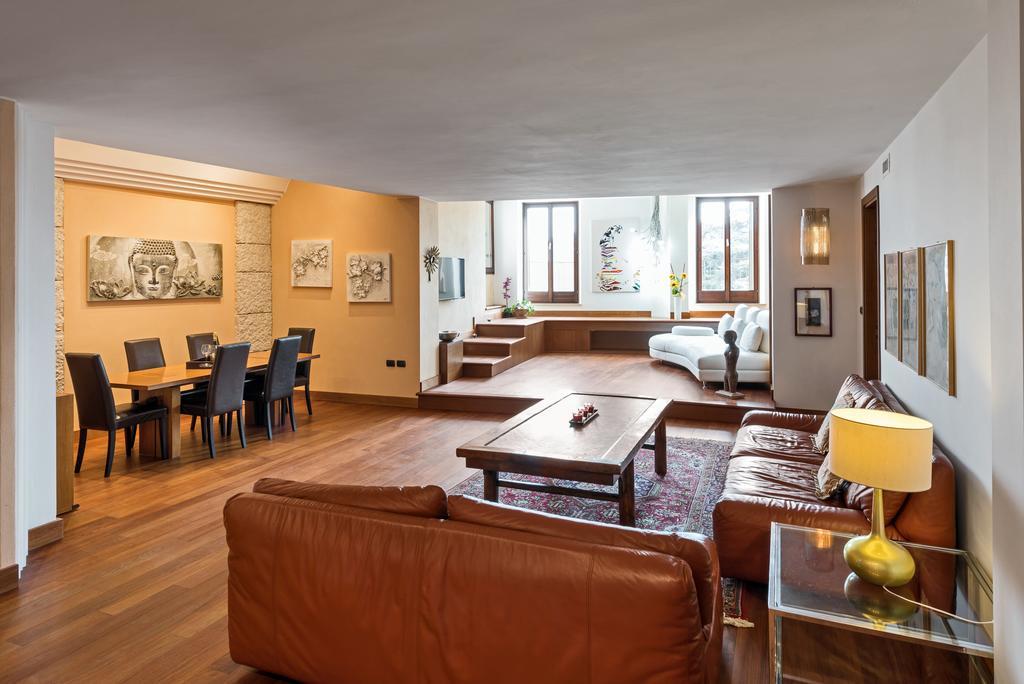 Dimore Opera Apartamento