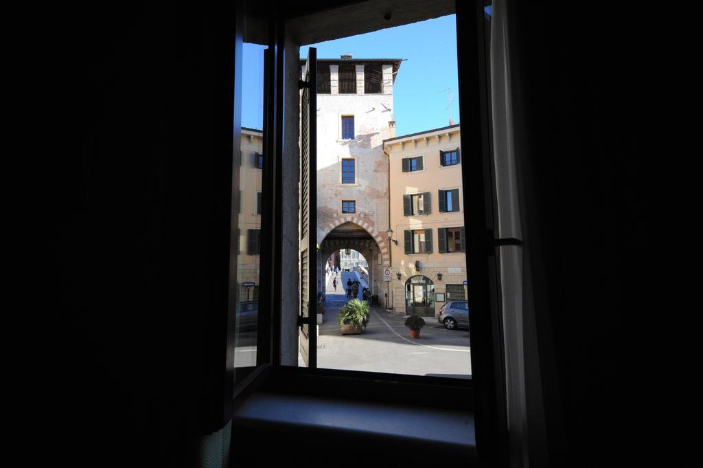 Acomodação com café da manhã  Relais Ponte Pietra Verona