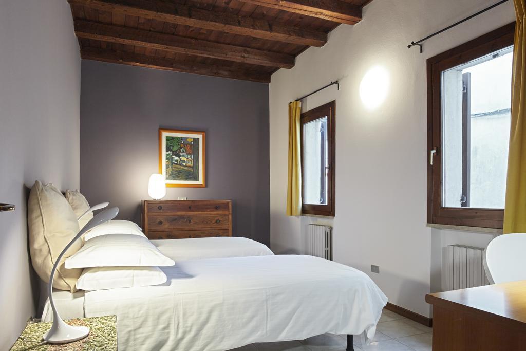 Apartment L'ospite *