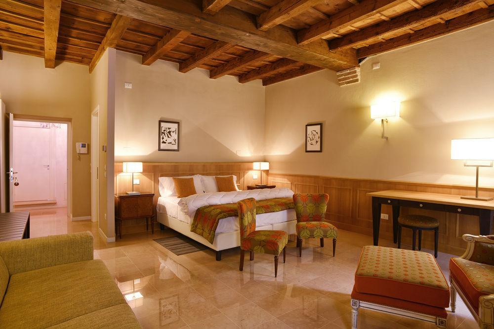 Opera Prima Bed and breakfast 2*