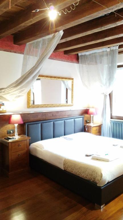 Antica Via Roma Garden View Bed and breakfast Verona