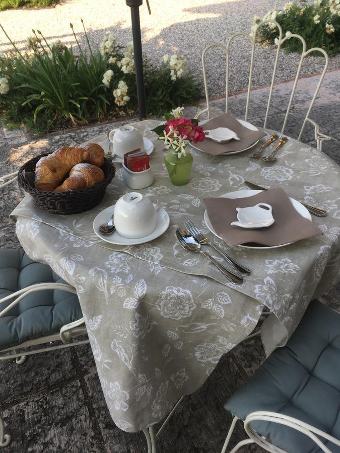 Relais Bacio Di Luna Bed & Breakfast *