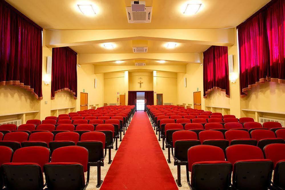 Centro Carraro Fondazione Di Religione Hotel Verona