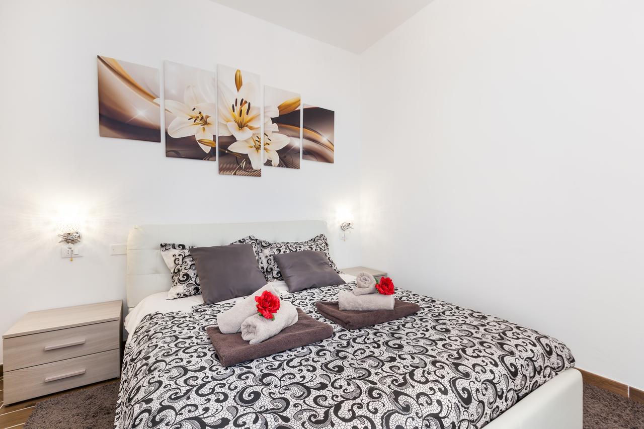 Alexander Apartment