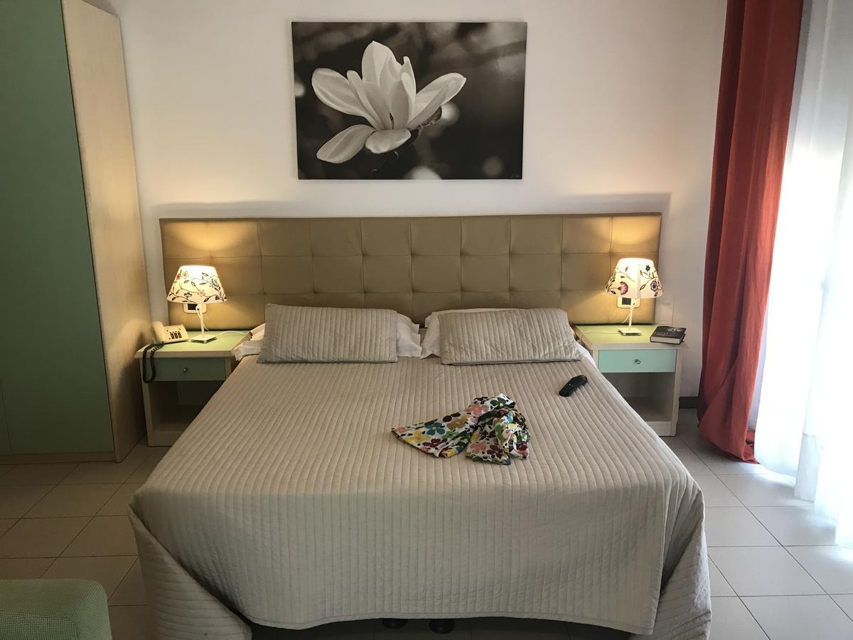 Aparthotel Viale Venezia 2*