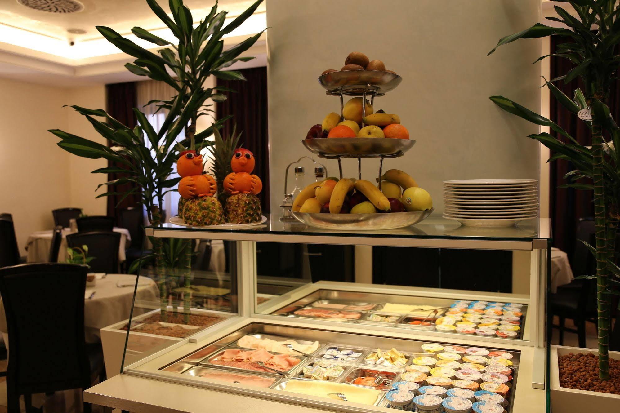 Hotel Montresor Palace 4*