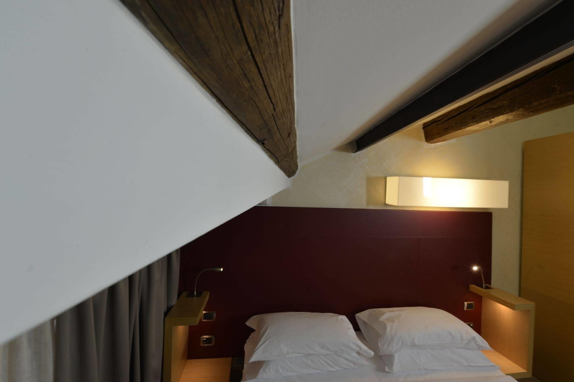 Hotel Western Armando Verona