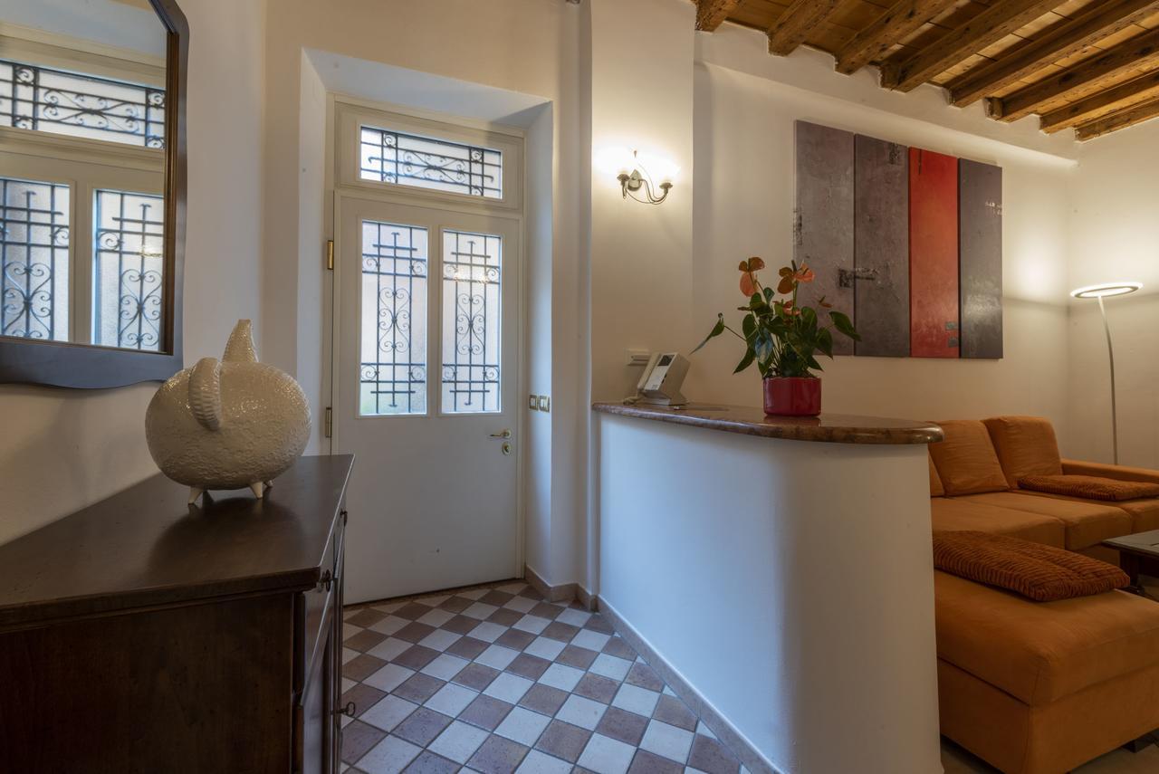 La Casa Di Dina *